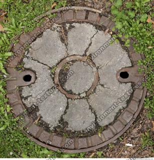 manhole cover 0002